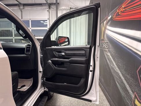 Used 2025 RAM 1500 Classic Warlock AWD/4WD image 26