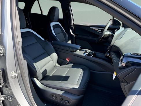 New 2026 Chevrolet Blazer EV LT image 11