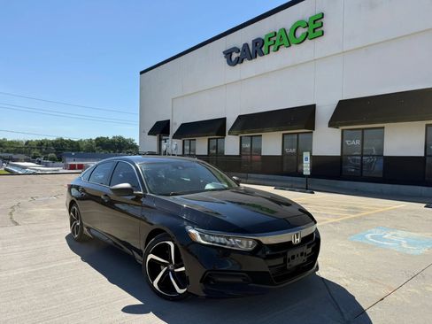 Used 2018 Honda Accord Sport image 1