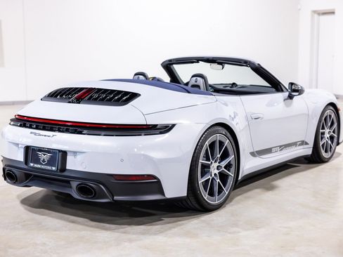 Used 2026 Porsche 911 Carrera T RWD image 9