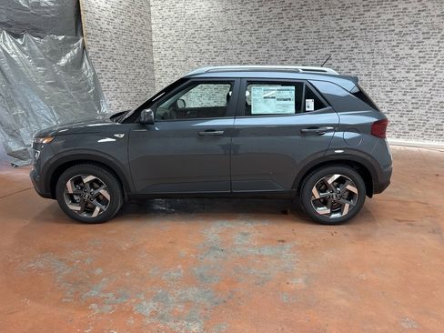 New 2026 Hyundai Venue SEL image 4