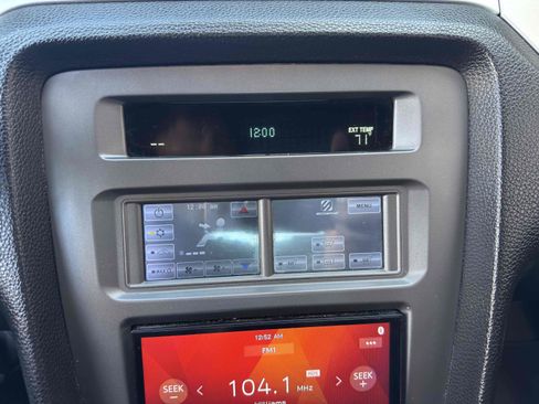 Used 2010 Ford Mustang Premium image 48