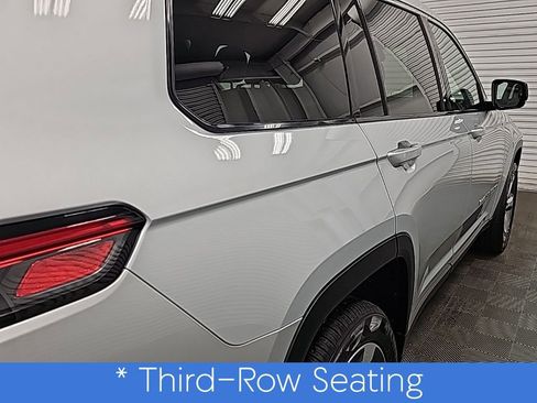 Used 2021 Jeep Grand Cherokee L Limited w/ Trailer Tow Group (B) image 10