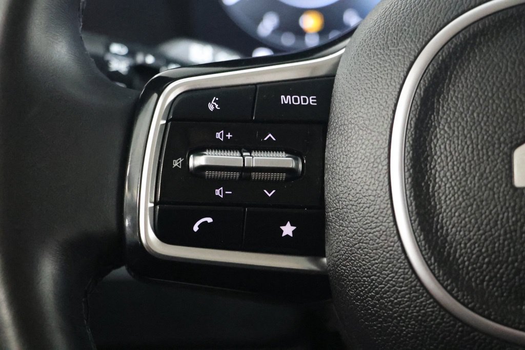 Used 2024 Kia Carnival SX Prestige FWD image 21