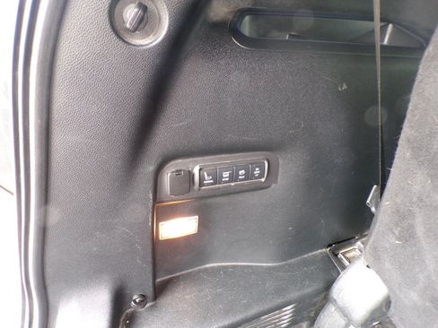 Used 2018 Ford Explorer Sport AWD/4WD image 21