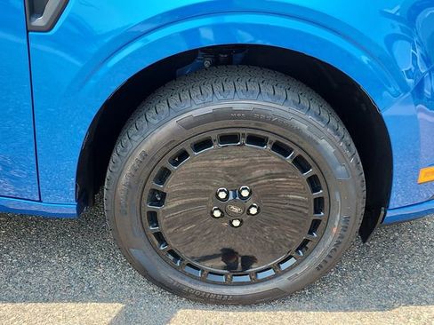 New 2025 Ford Maverick Lobo image 19