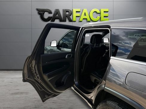 Used 2019 Jeep Grand Cherokee Limited AWD/4WD image 19