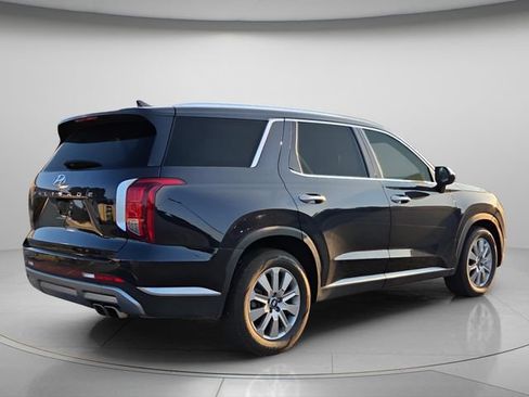 Used 2024 Hyundai Palisade SEL FWD image 7