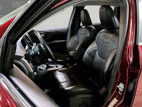 Used 2021 Jeep Cherokee Latitude Lux w/ Comfort/Convenience Group image 13