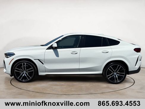 Used 2023 BMW X6 xDrive40i w/ M Sport Package AWD/4WD image 6