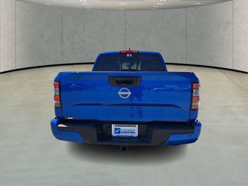 Used 2025 Nissan Frontier SV w/ SV Convenience Package image 6