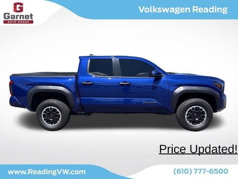 Used 2024 Toyota Tacoma TRD Off-Road AWD/4WD image 6