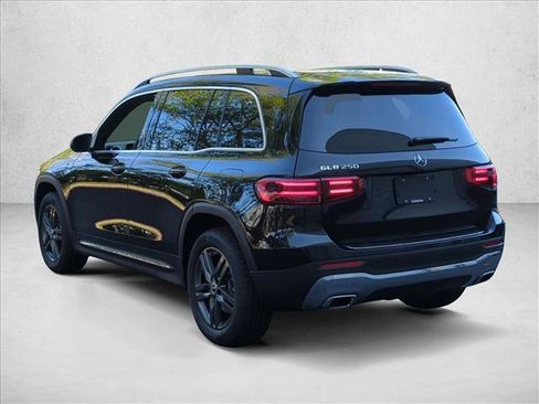 New 2026 Mercedes-Benz GLB 250 image 9