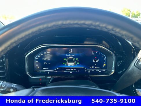 Used 2025 Chevrolet Silverado 2500 LT w/ Safety Package AWD/4WD image 17