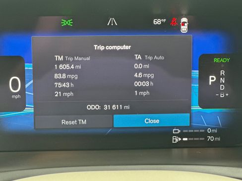Certified 2023 Volvo XC90 T8 Plus AWD/4WD image 32