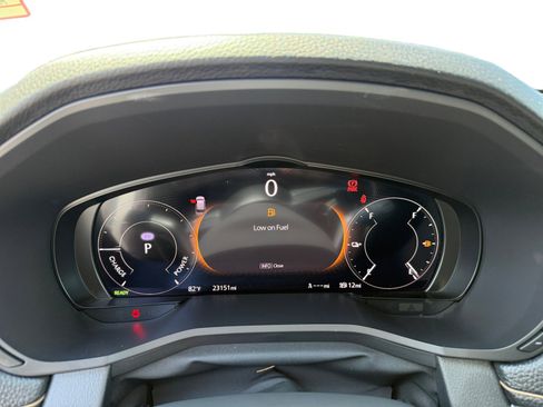 Certified 2024 MAZDA CX-90 Plug-In Hybrid w/ Preferred AWD/4WD image 11
