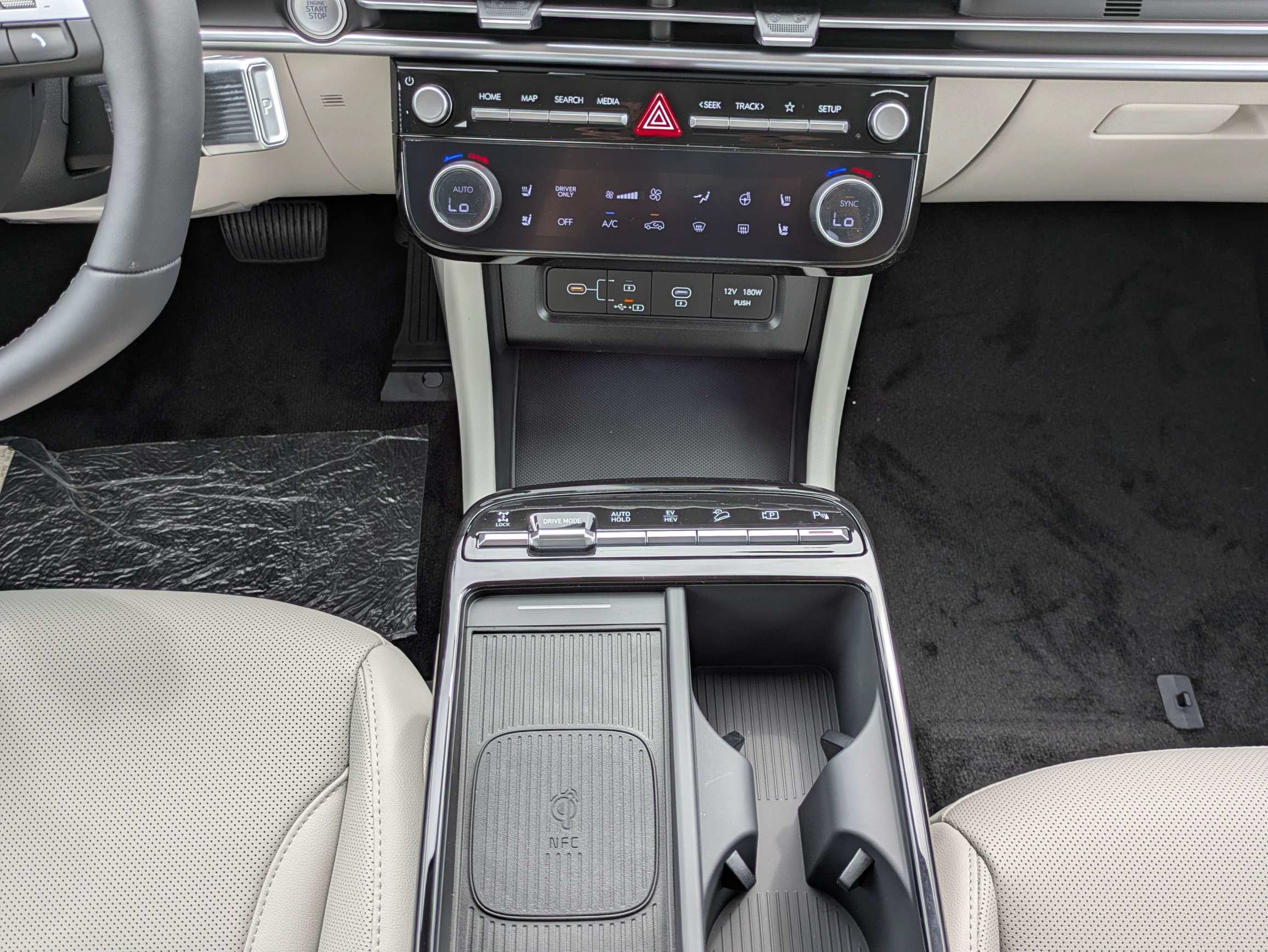 New 2026 Hyundai Tucson Limited AWD/4WD image 22