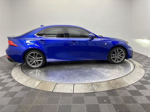 Used 2020 Lexus IS 350 F Sport w/ F Sport Package RWD image 17