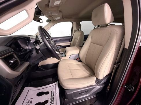 Used 2023 Ford Expedition XLT AWD/4WD image 21