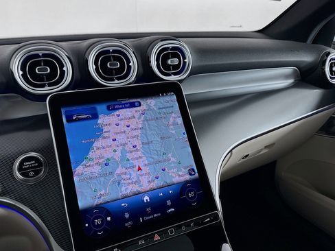 New 2026 Mercedes-Benz GLC 300 image 19