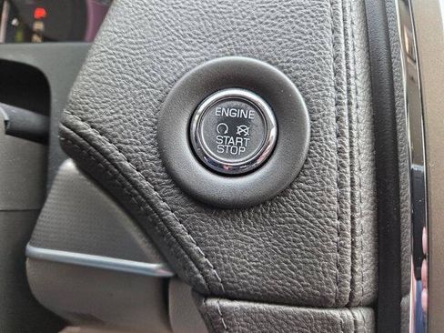 Used 2015 Lincoln MKX AWD w/ Equipment Group 101A image 29