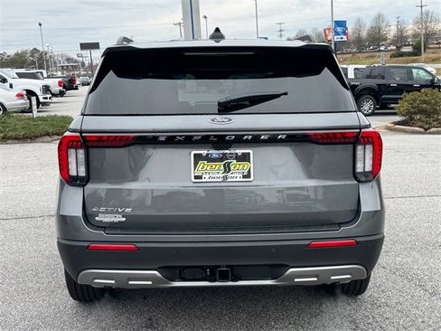 New 2026 Ford Explorer Active w/ Active Comfort Package image 4