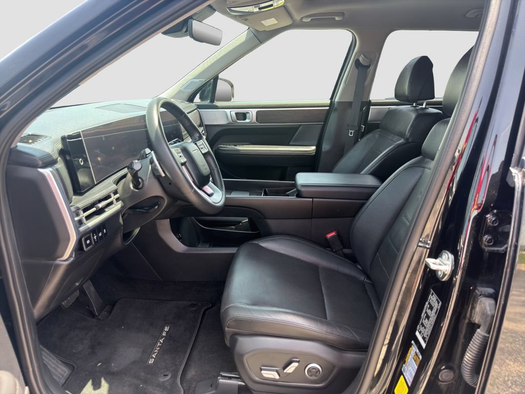 Used 2024 Hyundai Santa Fe Limited FWD image 9