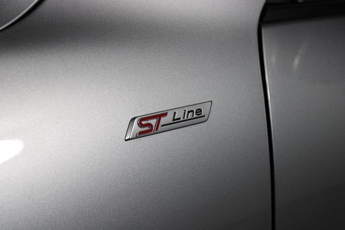 Used 2023 Ford Escape ST-Line w/ Equipment Group 301A FWD image 7