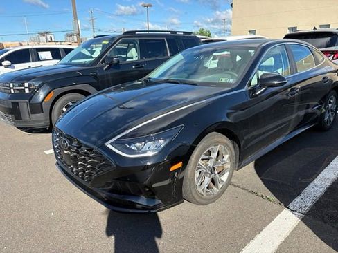 Certified 2023 Hyundai Sonata SEL w/ Cargo Package FWD image 5