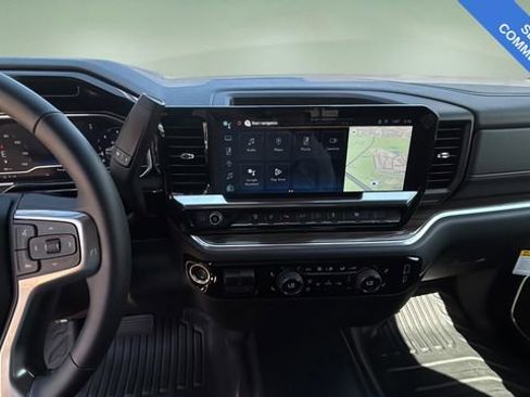 Used 2025 Chevrolet Silverado 3500 LT w/ Safety Package AWD/4WD image 12
