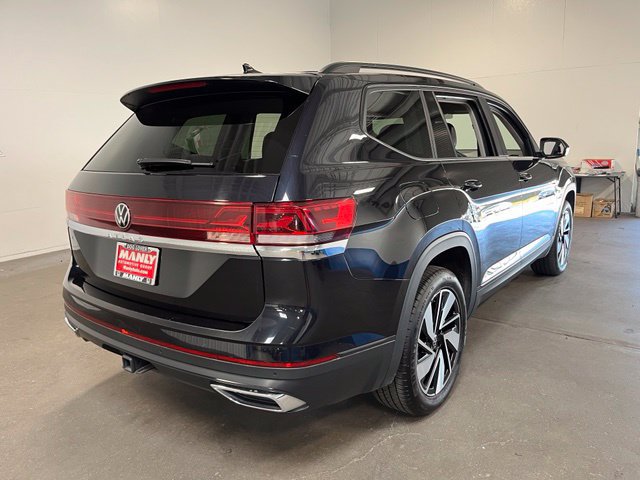 Used 2025 Volkswagen Atlas SE FWD image 3
