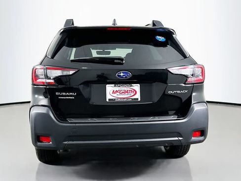 Used 2025 Subaru Outback Premium w/ Popular Package #1A AWD/4WD image 18