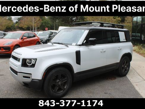 Used 2022 Land Rover Defender 110 image 13