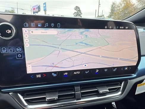 New 2026 Chevrolet Equinox EV LT image 23