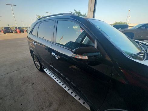 Used 2014 Kia Sorento LX FWD image 15