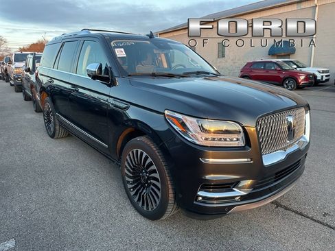 Used 2021 Lincoln Navigator Black Label w/ Cargo Convenience Package image 1