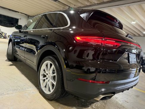 Used 2019 Porsche Cayenne AWD/4WD image 3