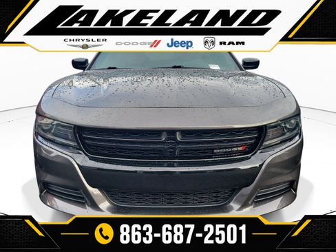 Used 2022 Dodge Charger SXT w/ Blacktop Package RWD image 2