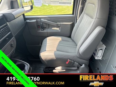 New 2025 Chevrolet Express 2500 Work Van w/ Driver Convenience Package image 23