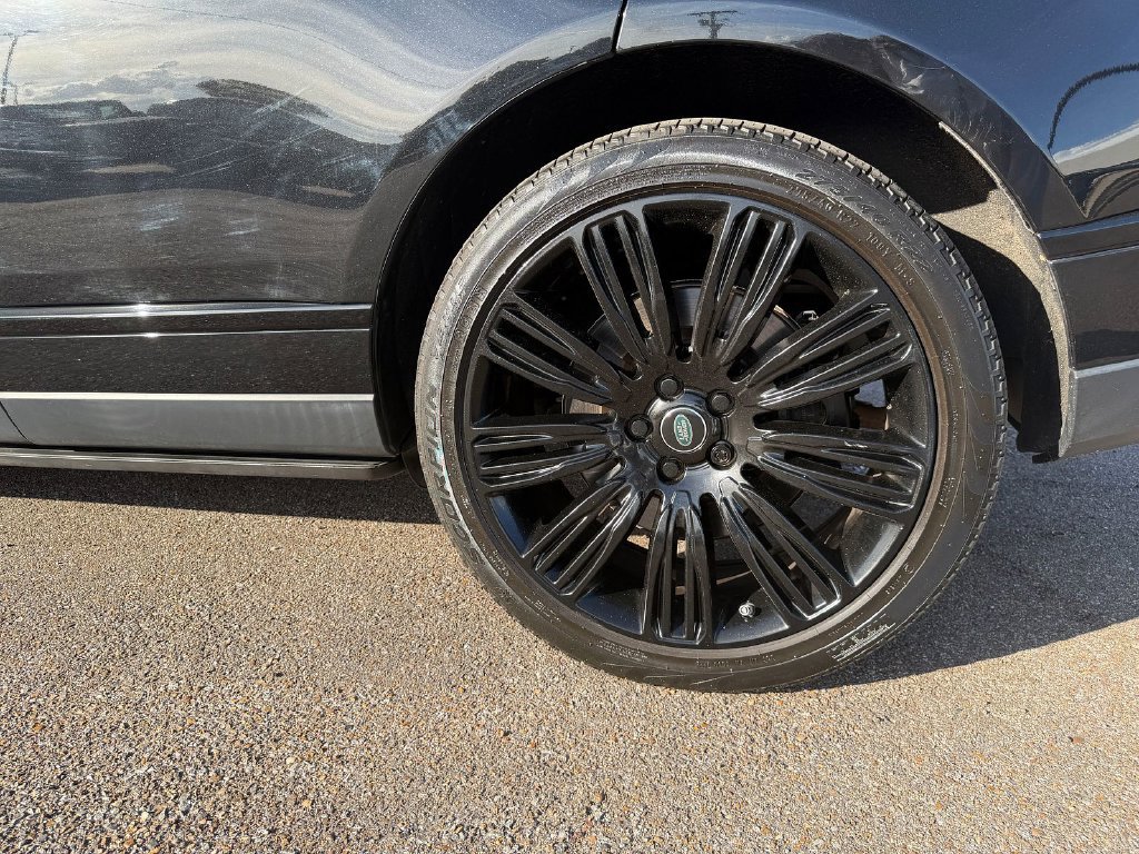 Used 2019 Land Rover Range Rover Supercharged AWD/4WD image 10