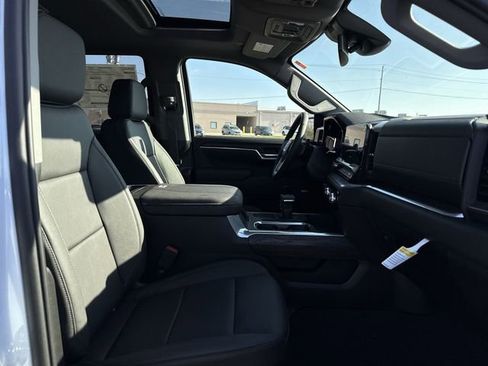 New 2026 GMC Sierra 1500 SLT w/ SLT Premium Plus Package image 25