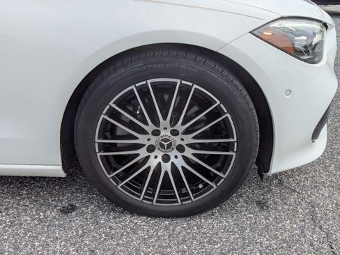 Used 2023 Mercedes-Benz C 300 4MATIC Sedan w/ Exclusive Trim Package image 11