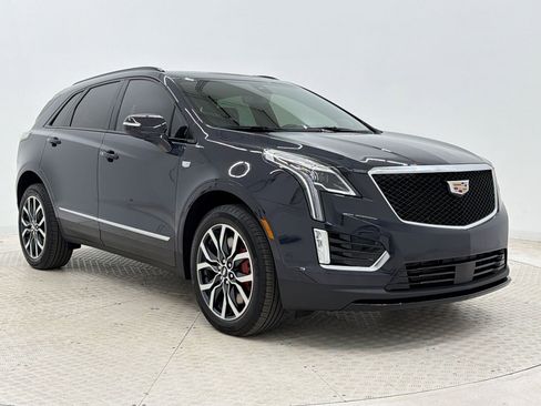 Used 2024 Cadillac XT5 Sportv w/ Technology Package AWD/4WD image 7
