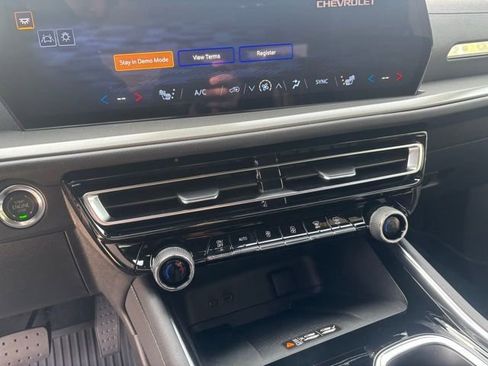 New 2026 Chevrolet Traverse LT FWD image 20