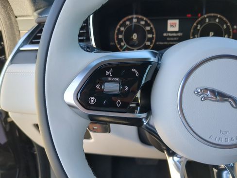 New 2026 Jaguar F-PACE R-Dynamic S image 27