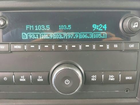 Used 2019 Chevrolet Express 3500 Extended w/ Driver Convenience Package RWD image 23