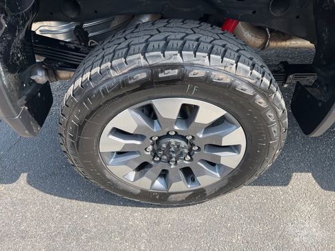 Used 2024 Chevrolet Silverado 2500 LT w/ All Star Edition image 32