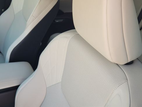 Used 2024 Lexus RX 350 FWD w/ Technology Package image 7
