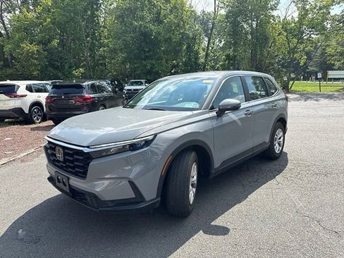 Used 2024 Honda CR-V LX image 3