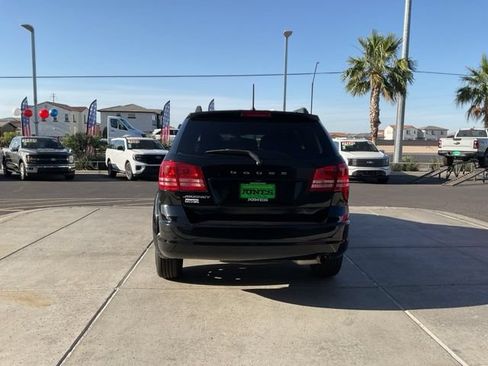 Used 2018 Dodge Journey SE w/ Popular Equipment Group FWD image 6
